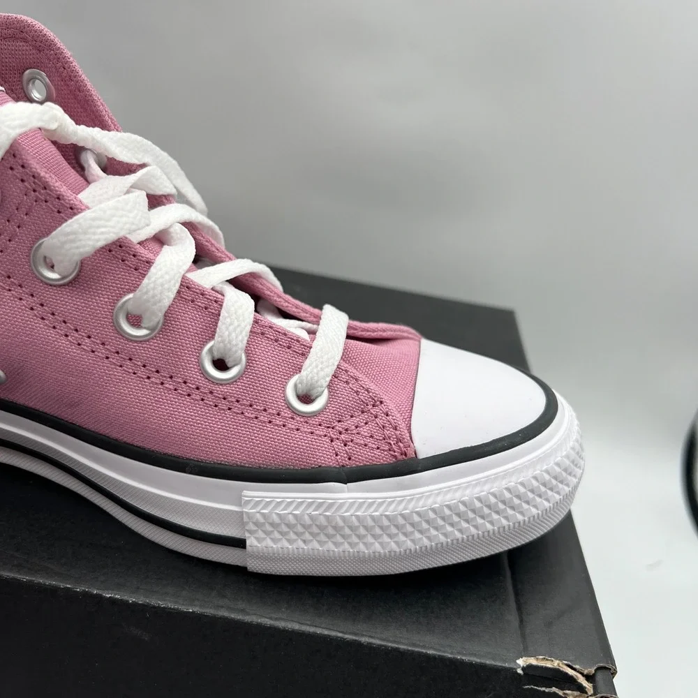 Converse CTAS Madison Mid Girls Size 7 Pink Doodle Hearts Stars Leopard Print